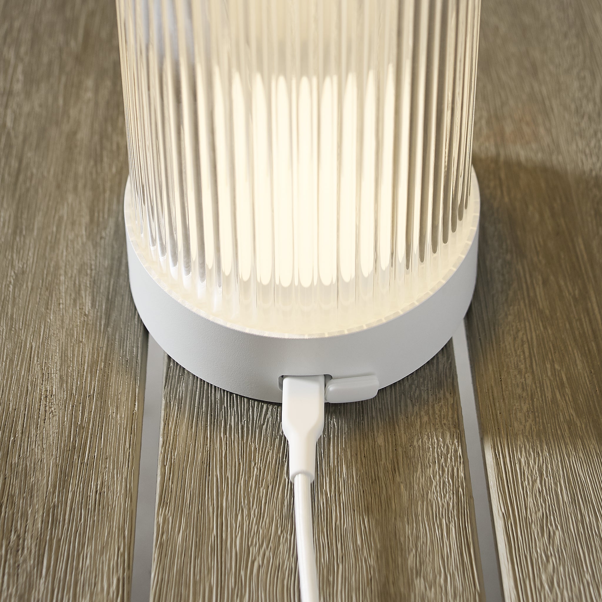 Tawa Accent Rechargeable Table Lamp